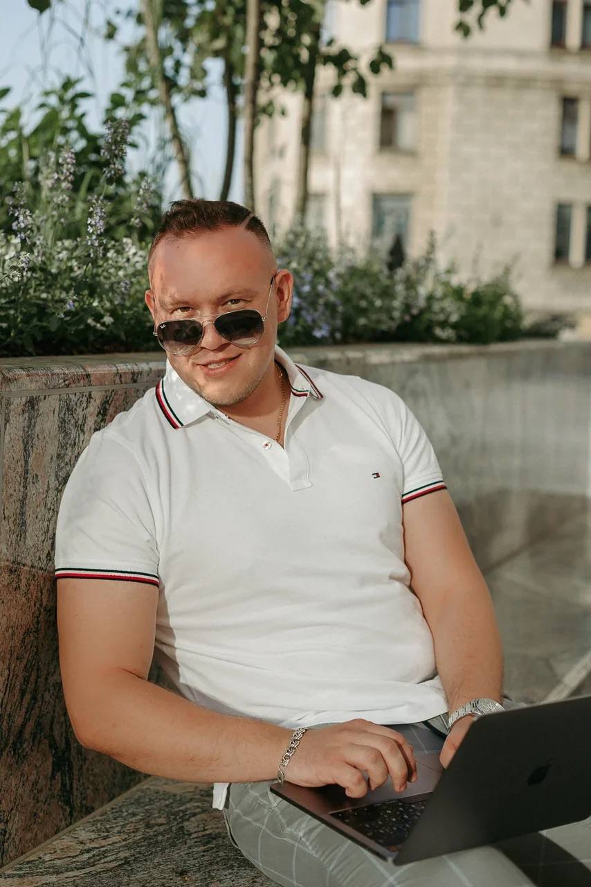 Игорь Градов, автор dzen.guru