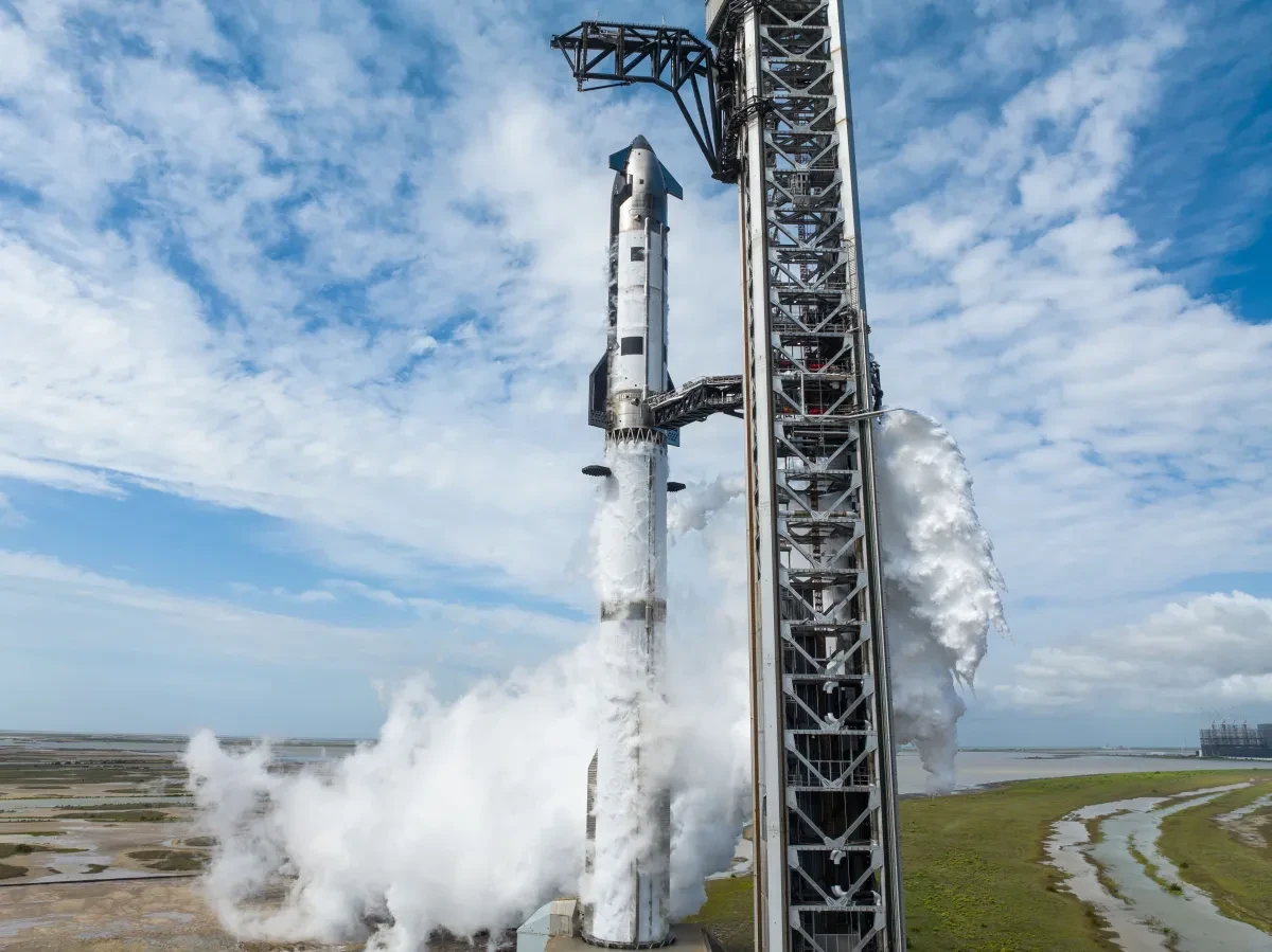 SpaceX: акции потеряли треть от пика, под ударом IPO Anthropic и OpenAI